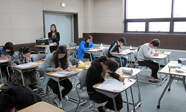 怎么查询广州自考考试科目安排时间表?毕业证书可以领取了吗?