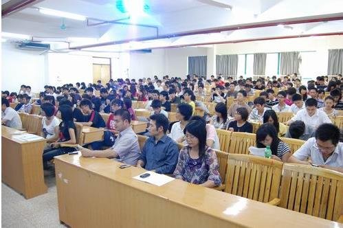 2017年广州自考专升本报名网站_时间_条件_费用_流程_考试科目