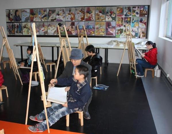 广州市海珠社区家庭教育指导_公益文化少儿艺术培训帮扶贫困学生 